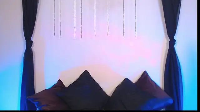 Agatha Tenebris online show from 05/15/26, 06:15