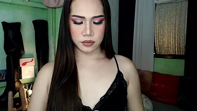 Snapshot of elise_bloom69 chatting on 09/14/25, 05:45 elise bloom69 online show from 09/14/25, 05:45