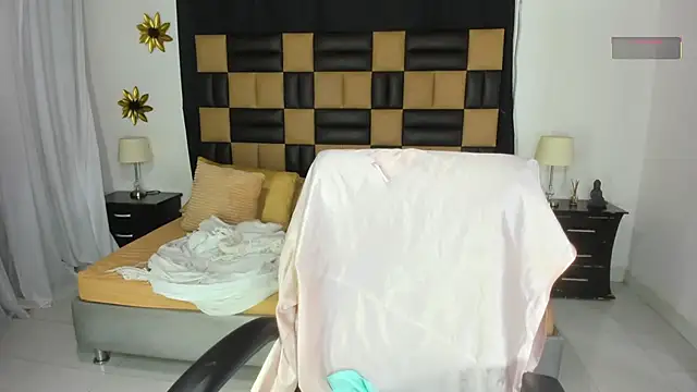 BarbieKano online show from 09/28/25, 11:10