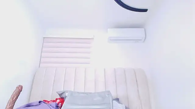  ebony-queen  online show from 02/09/26, 03:10