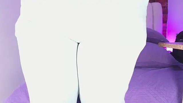  ebony-queen  online show from 04/06/26, 03:04