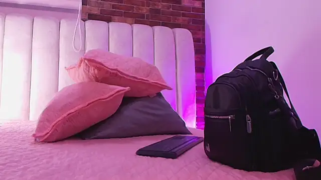  ebony-queen  online show from 04/17/26, 03:09