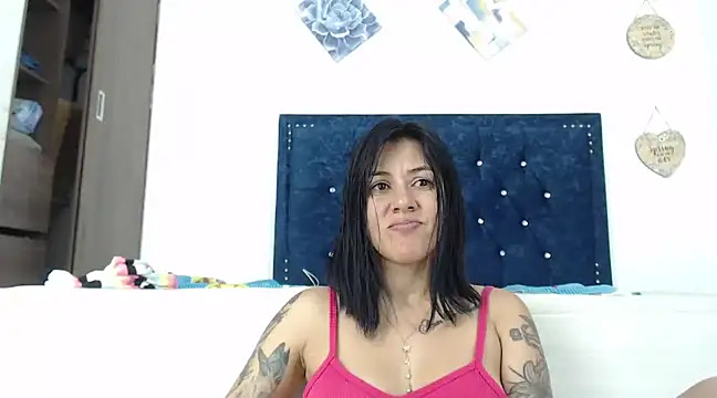 QueenSquirt  online show from 01/25/25, 09:25