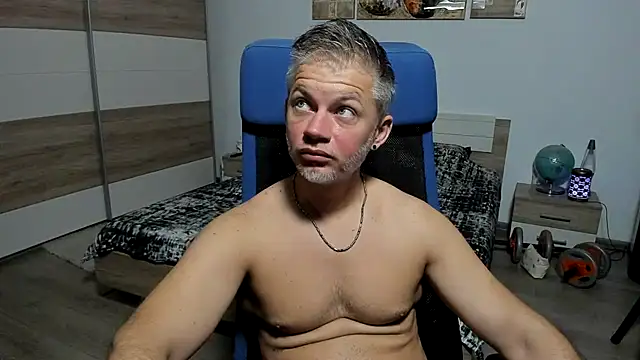Snapshot of RobbyShawz chatting on 07/09/26, 04:16 RobbyShawz online show from 07/09/26, 04:16