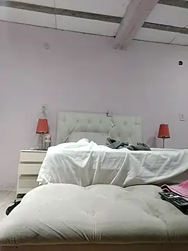 Snapshot of cositarica2555 chatting on 02/23/26, 05:05 cositarica2555 online show from 02/23/26, 05:05