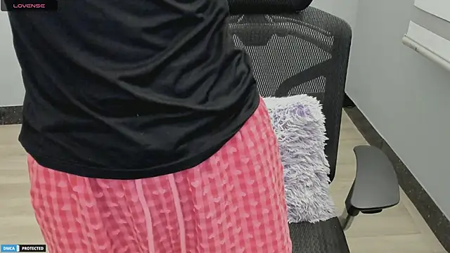 Ayase momo online show from 03/21/25, 10:39