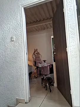 Snapshot of MariaPau_83 chatting on 10/24/25, 03:08 MariaPau 83 online show from 10/24/25, 03:08