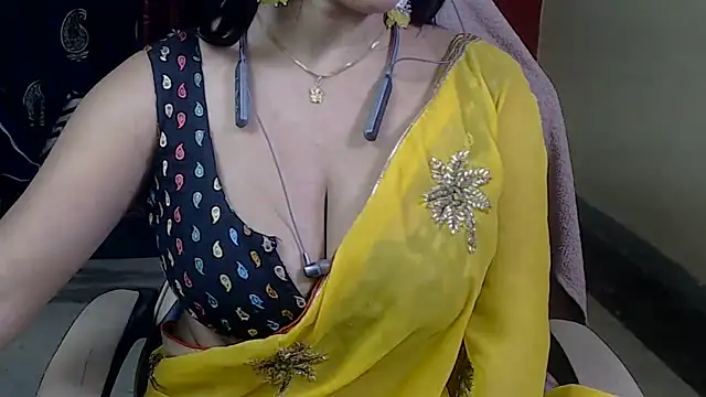 Naiaa-mylove online show from 01/20/25, 12:49