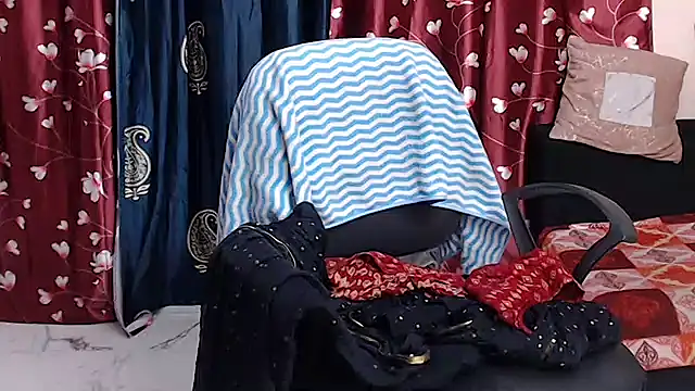 Naiaa-mylove online show from 07/07/26, 06:38