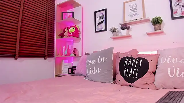 Nata Villalobos online show from 02/10/26, 01:53