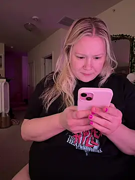 PiggyRose online show from 02/10/26, 11:20