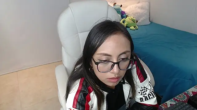 Gabi morales online show from 02/08/25, 05:08