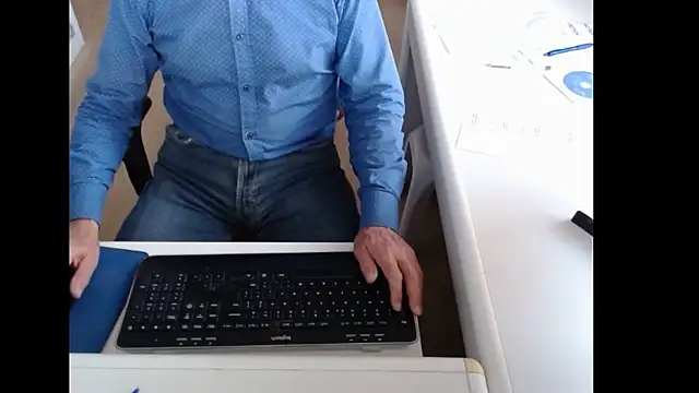 Snapshot of dutchpornking chatting on 09/16/25, 06:25 dutchpornking online show from 09/16/25, 06:25