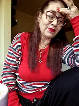 Chriss Tinaa online show from 04/22/26, 03:53