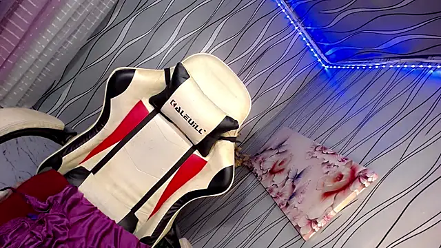 Snapshot of Sluty_Pinay_bbygirl chatting on 12/18/24, 01:15 Sluty Pinay bbygirl online show from 12/18/24, 01:15