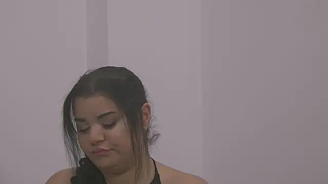 Snapshot of BustyMadison chatting on 11/22/25, 07:18 BustyMadison online show from 11/22/25, 07:18