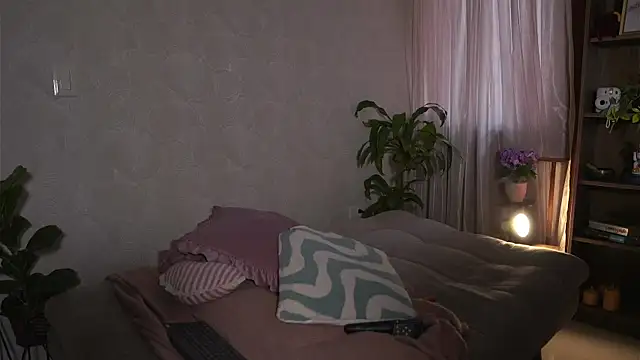 HannahEvanss online show from 04/08/26, 01:22