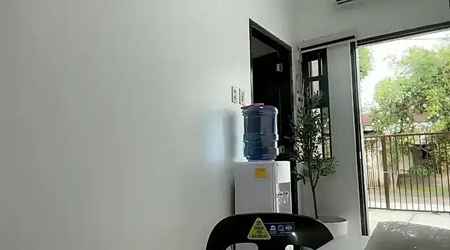 Snapshot of enourmousSAM chatting on 12/28/24, 07:22 enourmousSAM online show from 12/28/24, 07:22