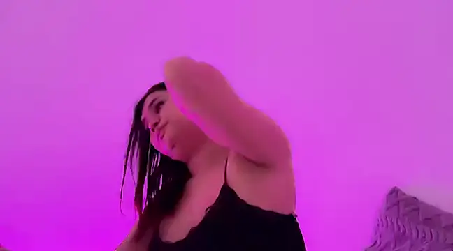 Snapshot of enourmousSAM chatting on 03/03/25, 08:27 enourmousSAM online show from 03/03/25, 08:27