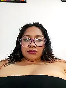 Snapshot of PokeGirld chatting on 01/30/25, 04:58 PokeGirld online show from 01/30/25, 04:58