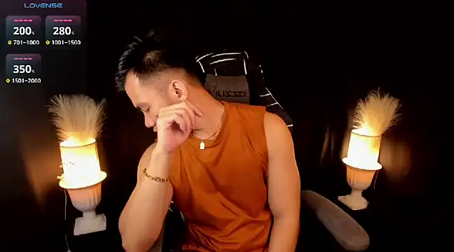 Snapshot of 000batman000 chatting on 03/16/25, 09:16 000batman000 online show from 03/16/25, 09:16