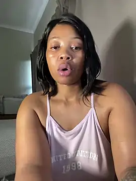 cherrybabe76 online show from 02/11/25, 02:57