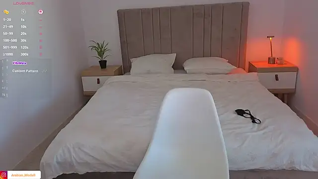 Arabian beauty online show from 10/30/25, 01:45