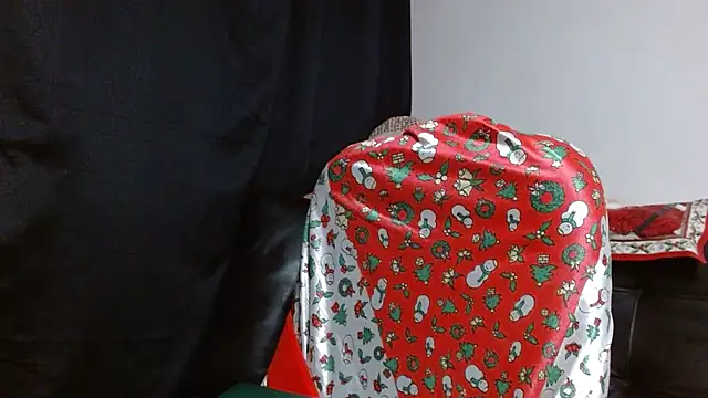 AnnyelinnaLove online show from 12/28/24, 07:22