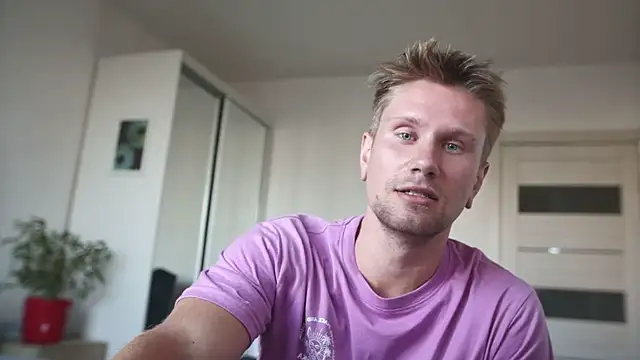 Snapshot of kevin-park chatting on 03/14/26, 02:11 kevin-park online show from 03/14/26, 02:11