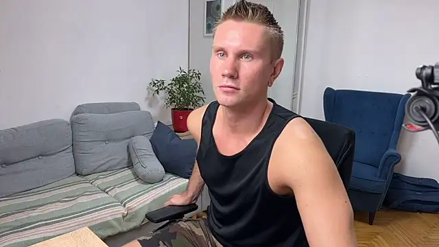 Snapshot of kevin-park chatting on 04/11/26, 05:06 kevin-park online show from 04/11/26, 05:06