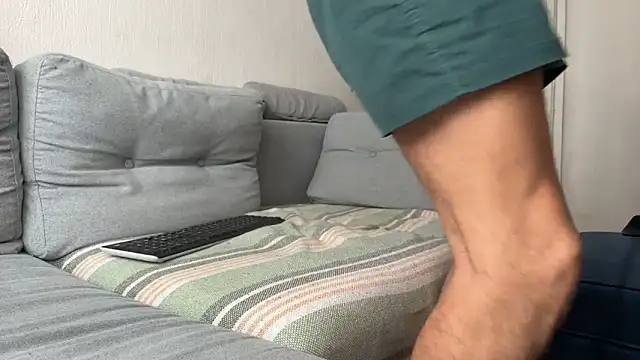 Snapshot of kevin-park chatting on 04/15/26, 02:24 kevin-park online show from 04/15/26, 02:24