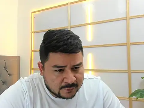Snapshot of oso_dirty_ chatting on 07/14/26, 05:51 oso dirty online show from 07/14/26, 05:51