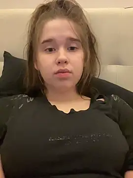 Snapshot of HornyGirlH chatting on 02/22/25, 03:56 HornyGirlH online show from 02/22/25, 03:56