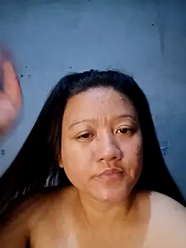 Snapshot of Urchanel chatting on 02/12/25, 12:33 Urchanel online show from 02/12/25, 12:33