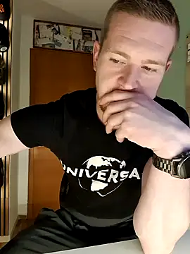 Playbunniboy online show from 12/05/24, 03:17