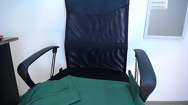 moxa hot online show from 01/14/25, 04:40