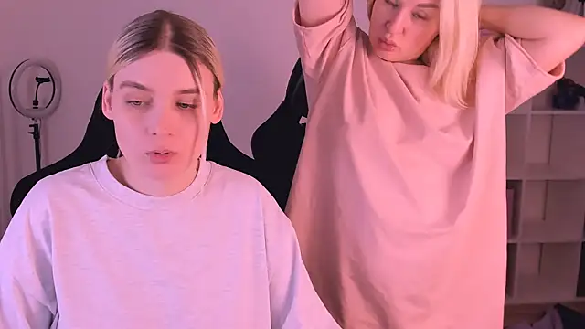 hotblonds online show from 01/07/25, 04:48