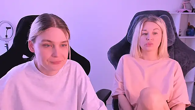 hotblonds online show from 01/13/25, 10:03