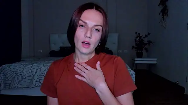 Snapshot of BritneyHall chatting on 03/11/25, 06:30 BritneyHall online show from 03/11/25, 06:30