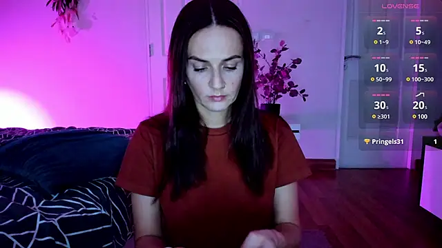 Snapshot of BritneyHall chatting on 03/13/25, 11:08 BritneyHall online show from 03/13/25, 11:08