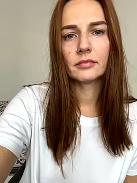 Snapshot of BritneyHall chatting on 10/09/25, 07:06 BritneyHall online show from 10/09/25, 07:06