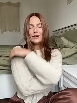 BritneyHall online show from 04/15/26, 10:00