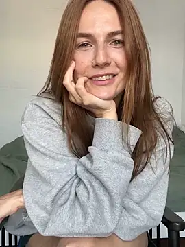 Snapshot of BritneyHall chatting on 05/27/26, 10:12 BritneyHall online show from 05/27/26, 10:12