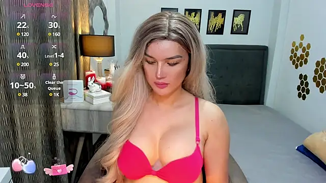 Snapshot of TwilightMistress69 chatting on 02/01/25, 10:15 TwilightMistress69 online show from 02/01/25, 10:15