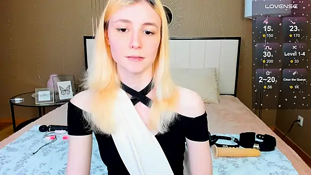 fleximona online show from 10/11/25, 10:36