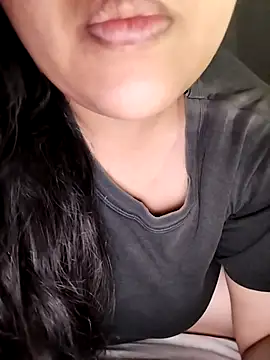 Annerae online show from 12/21/25, 03:19