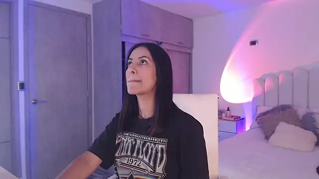 Brown skin11 online show from 02/27/25, 07:37