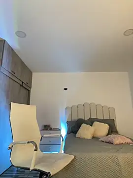 Brown skin11 online show from 03/15/25, 11:06