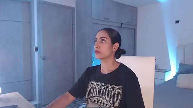 Brown skin11 online show from 03/18/25, 11:09