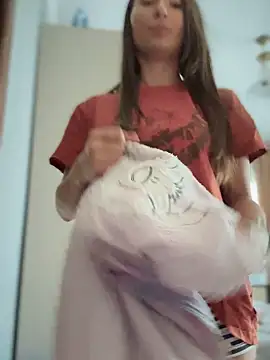 YOUR-KARINA online show from 01/17/25, 06:47